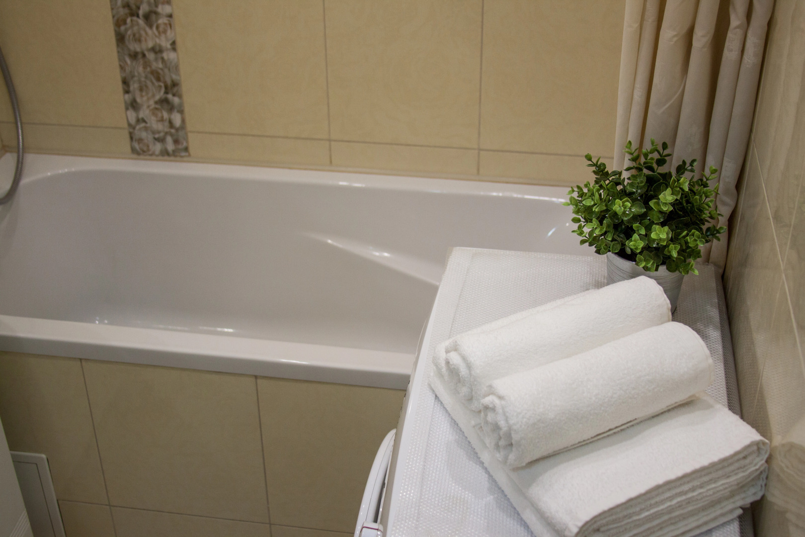 Апартаменты двухкомнатные на Пролетарской у Нижнего озера