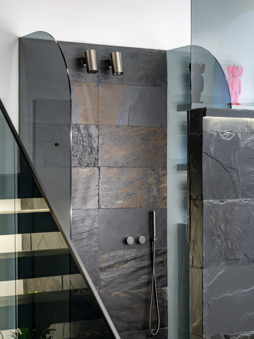 Апартаменты на Невском проспекте hth24 Apartments, авторский дизайн, сауна, камин