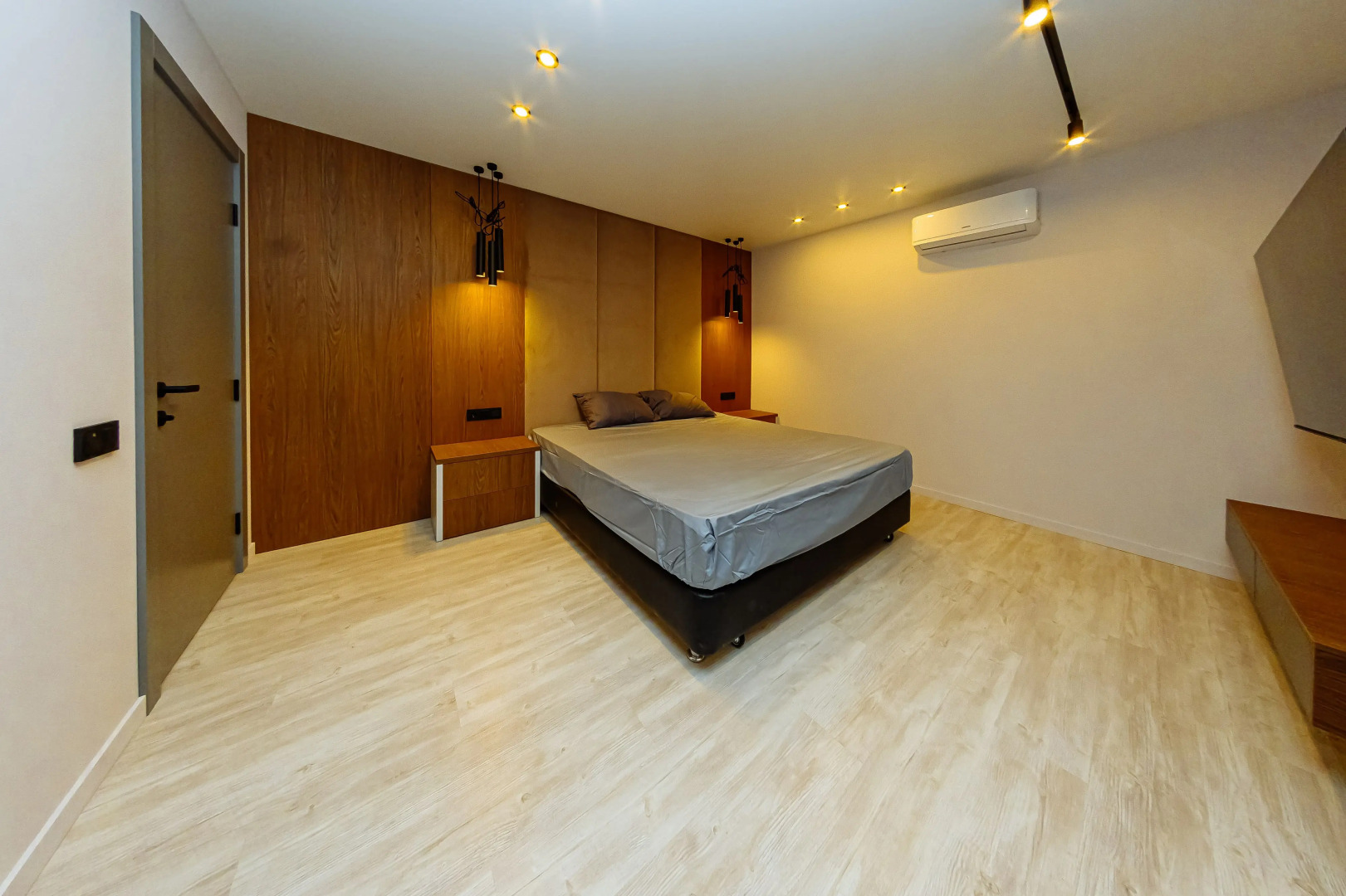 Квартира 2-ух Комнатная Квартира