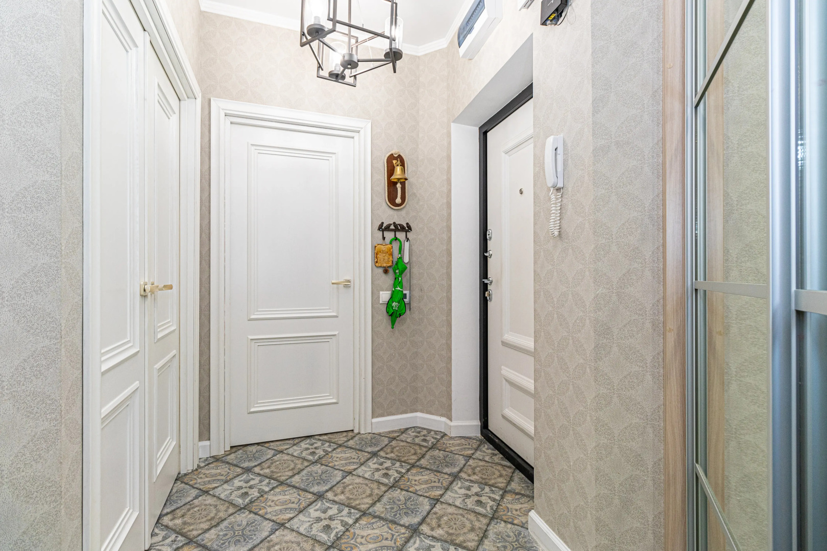 Апартаменты Тут Живут | Жлобы 145 | 3х комнатная