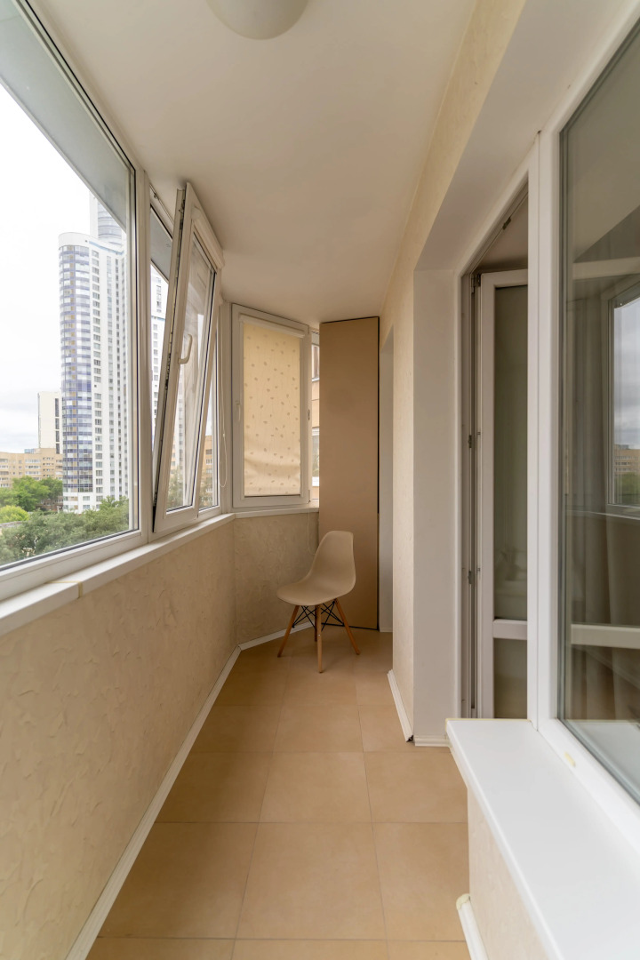 Апартаменты Трёхкомнатные с джакузи на Антона Валека 12