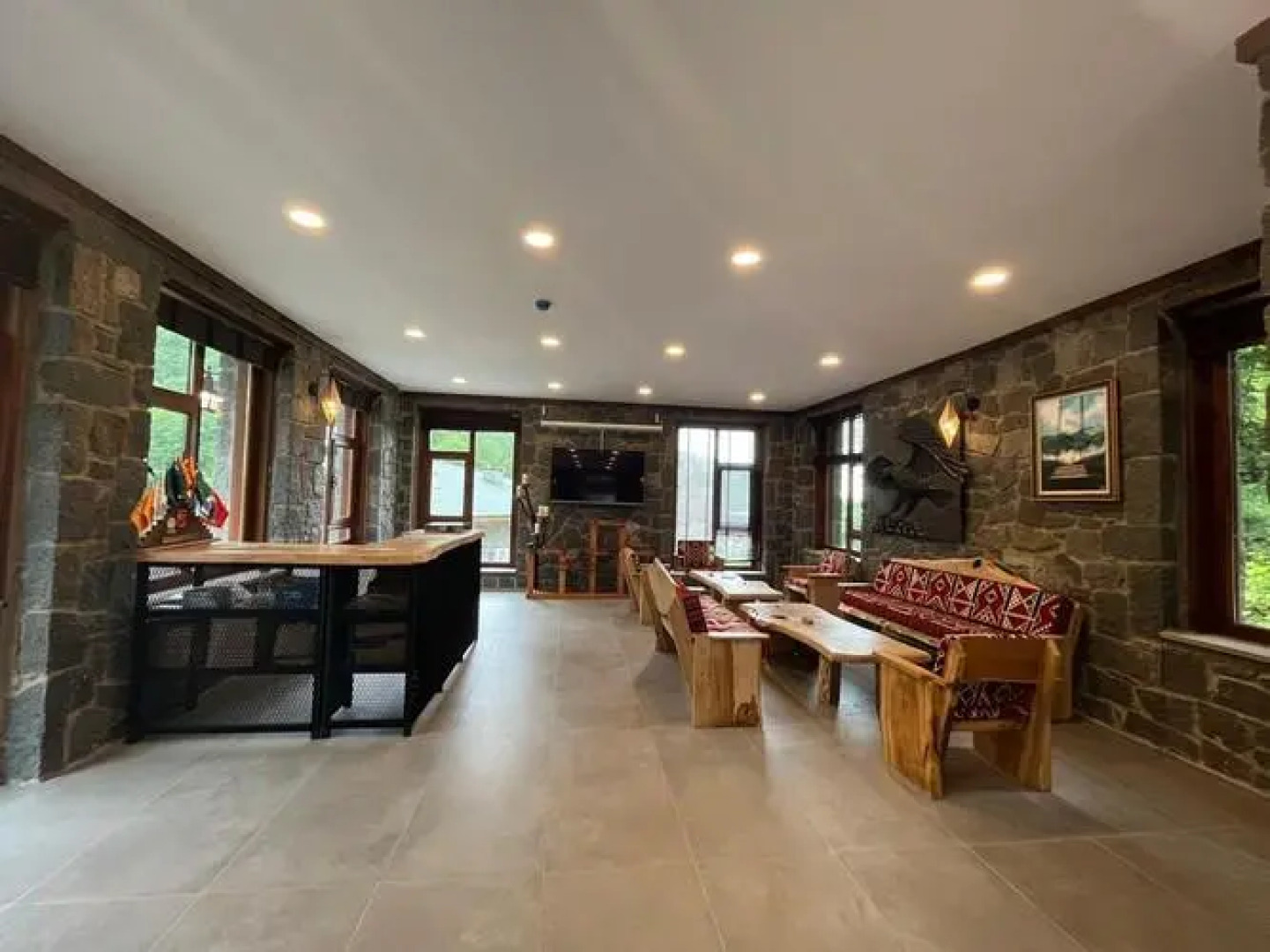 Teona Caglayan Bungalov