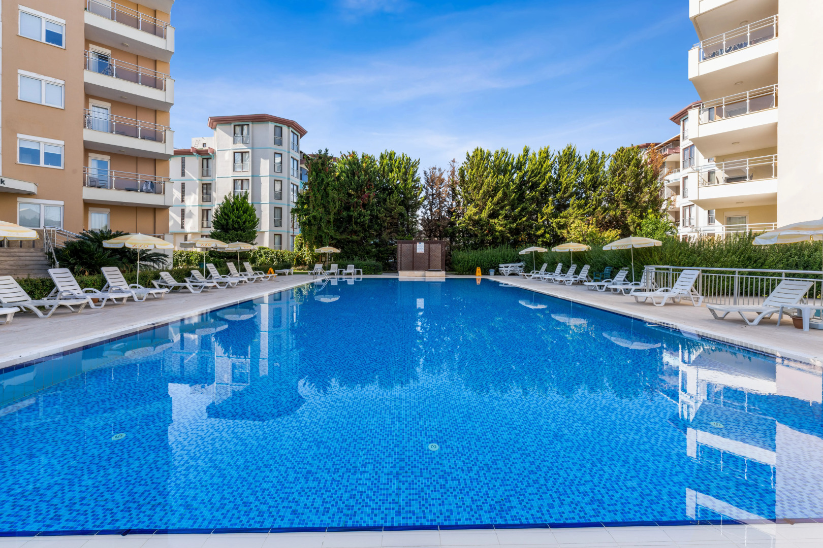 Apartments River Park Residence Lara