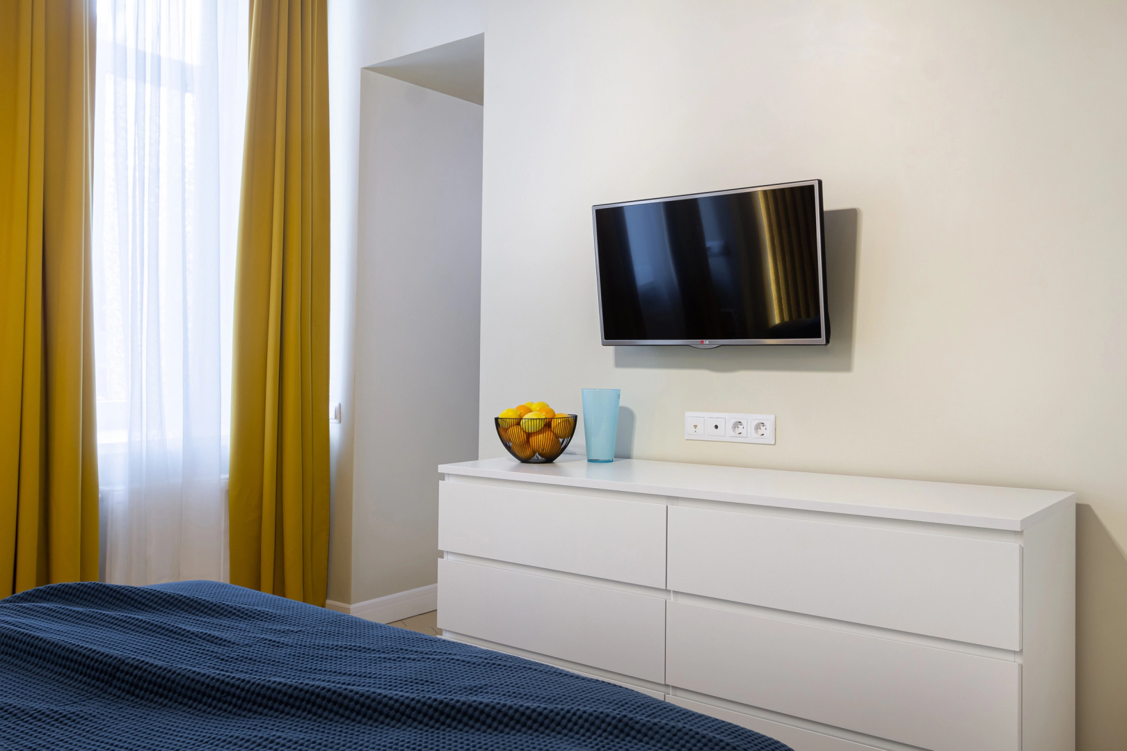 Апартаменты на набережной Макарова 14