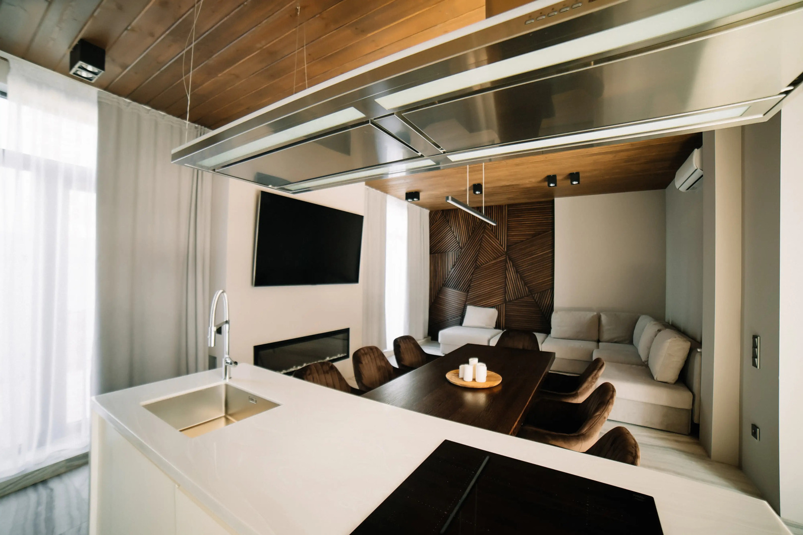 Отель Grand Sapphire