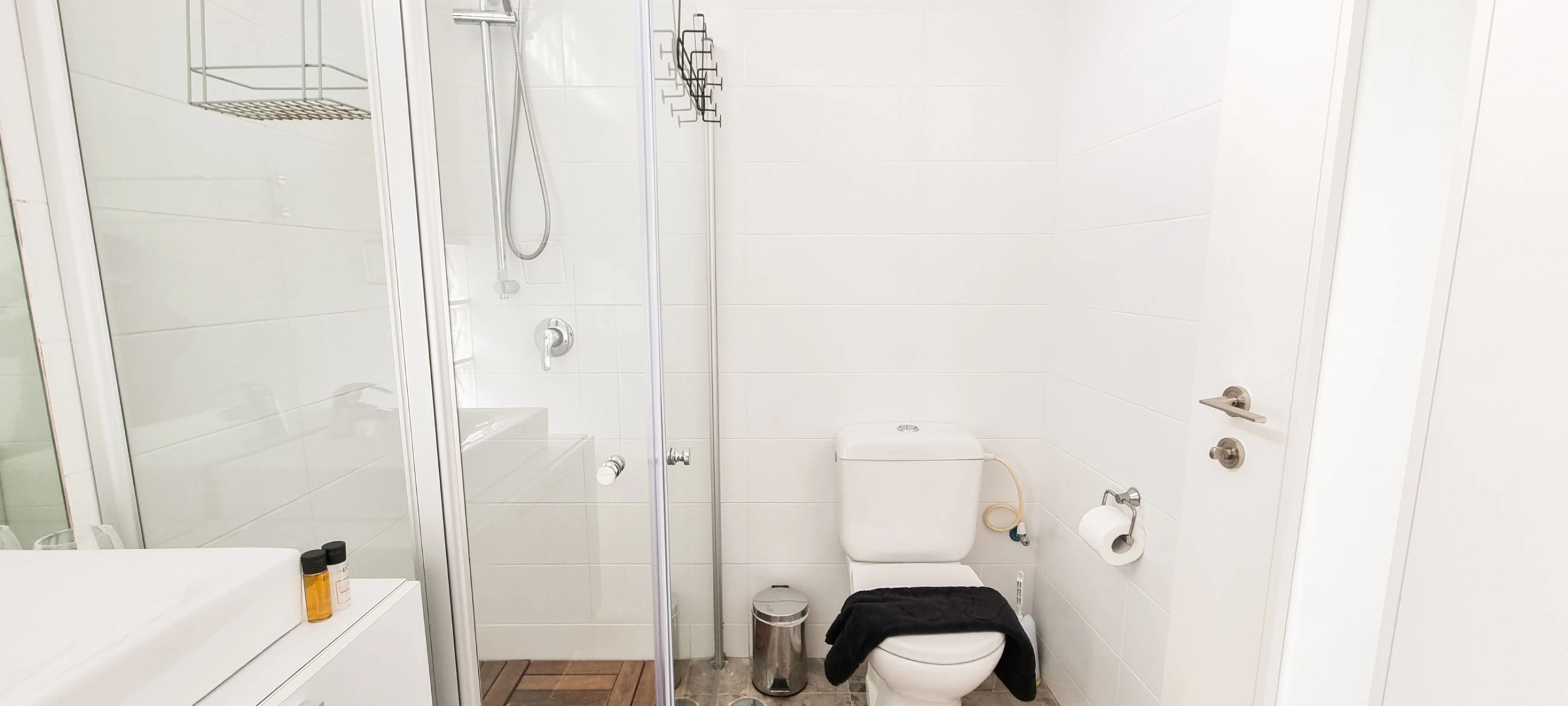 Апартаменты Ophrys 1BR Tel Aviv Kerem Kalisher