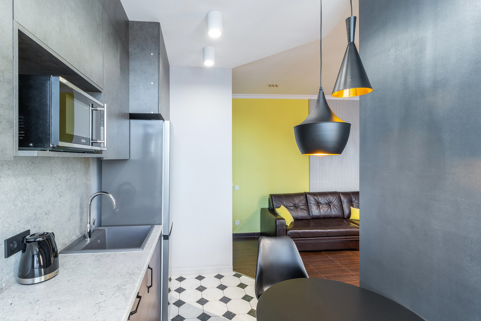 Квартира 1-комнатная на Сазонова