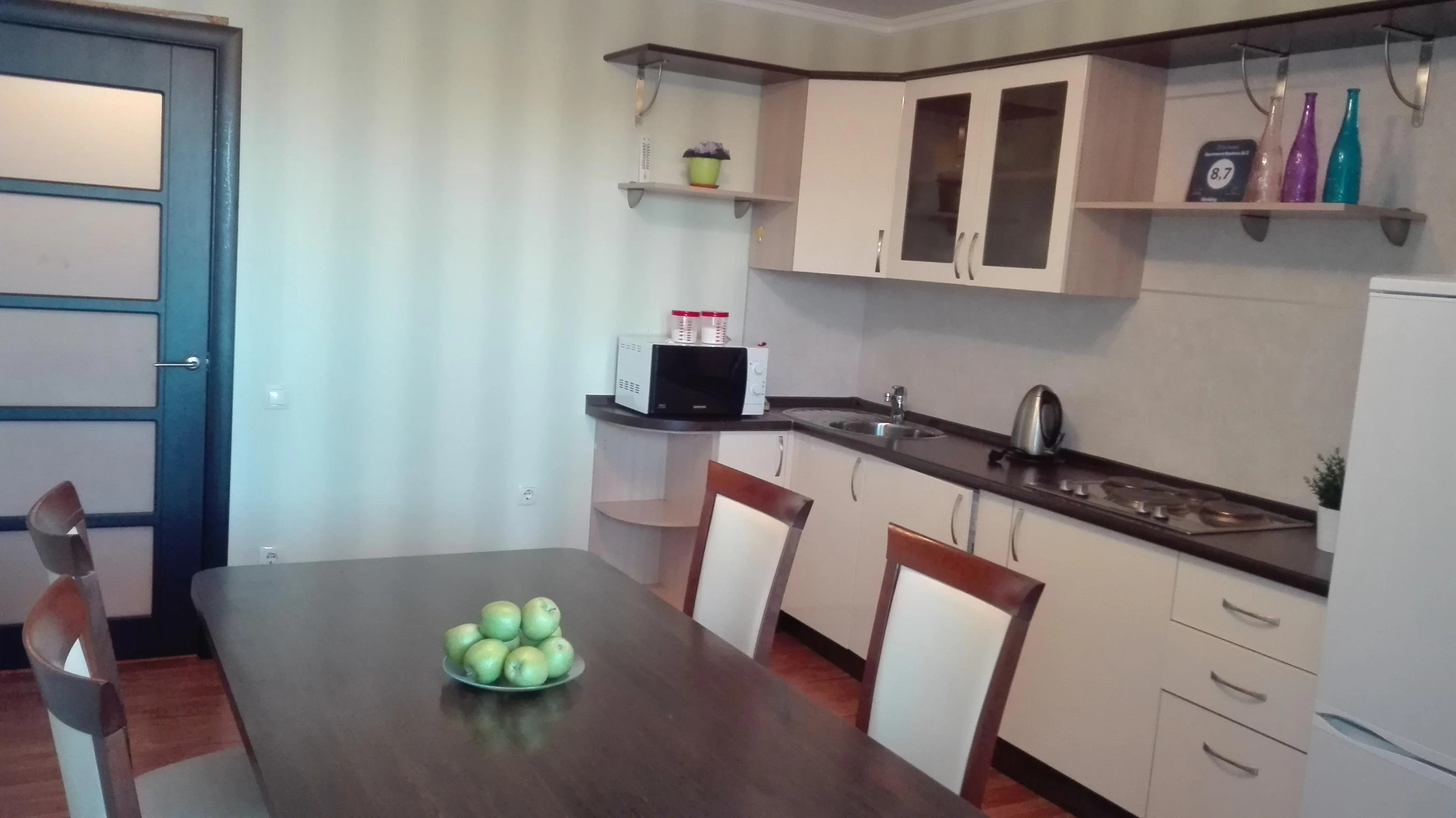 Квартира двухкомнатная на Маркова 8/2 с видом на залив