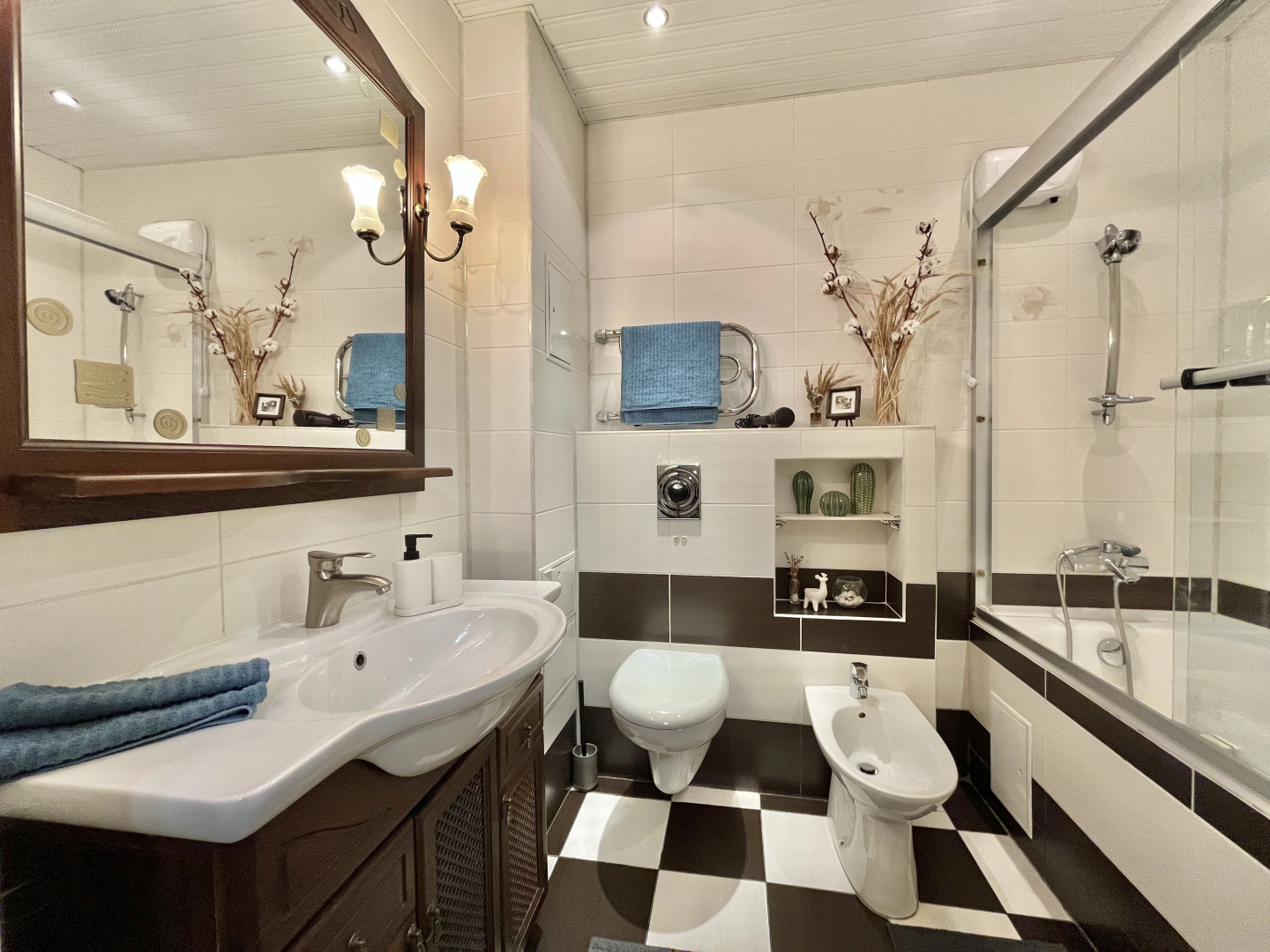 Апартаменты uTrip Sky Чистопольская 34