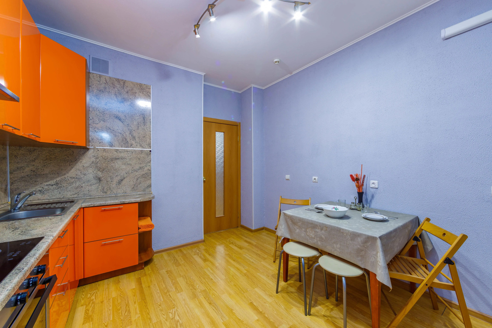 Апартаменты Dayker City Apartments Светлые на Фурманова 103