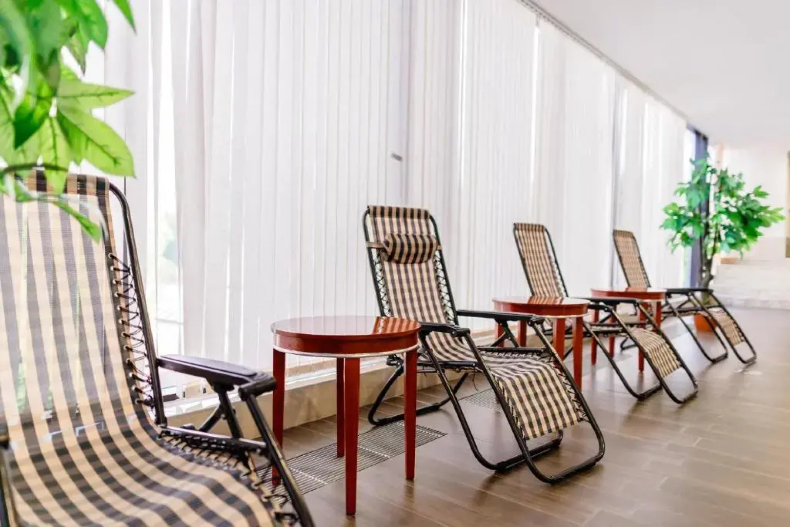 Отель Shera Inn