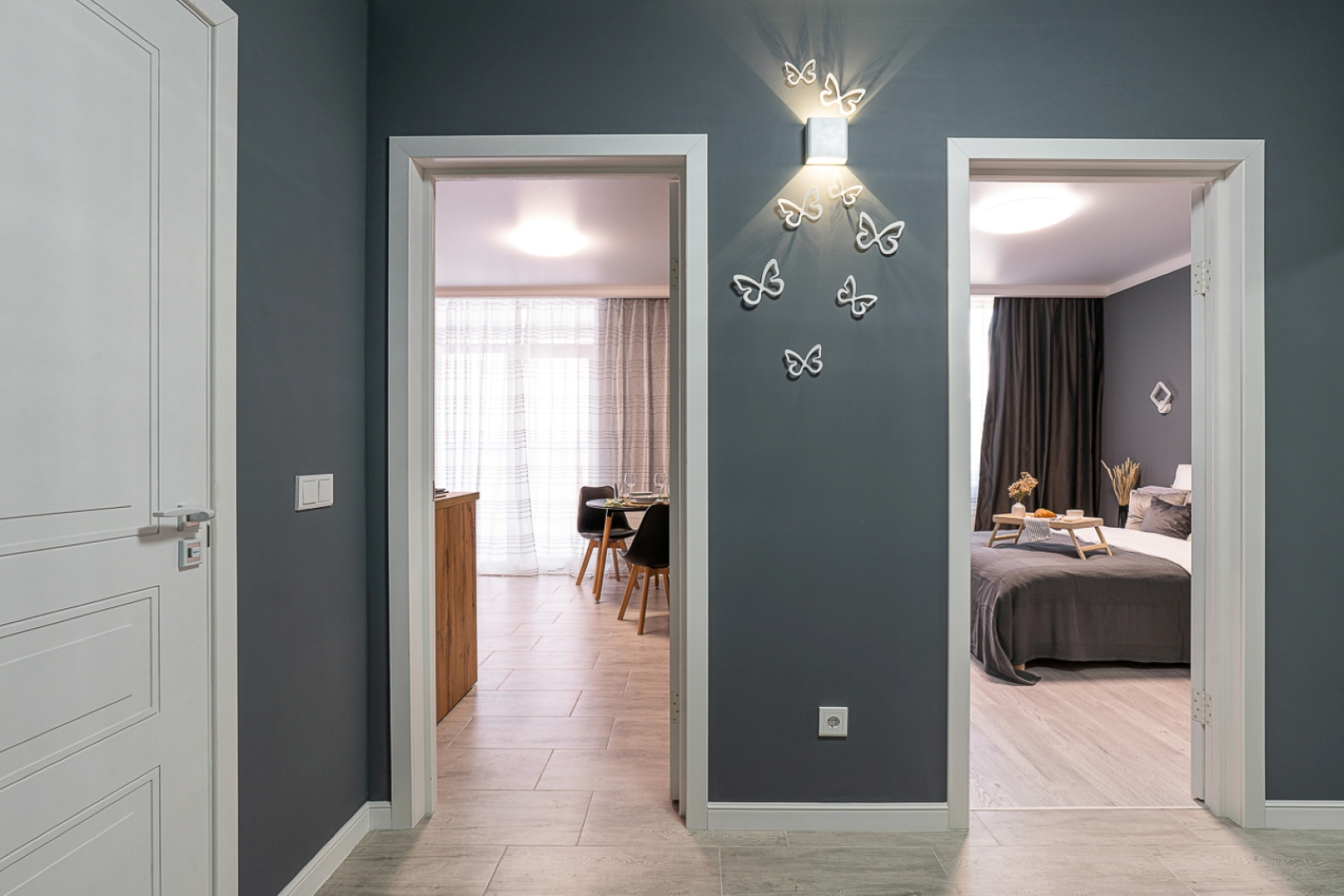 Апартаменты Чёрное дерево 2.0