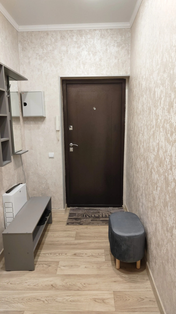 Квартира Новая Cовременная Cтудия с Видом на Рощу