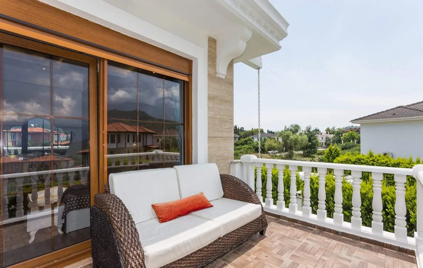 Вилла Gulcatai 334 В Поселке Чамьюва 3+1 Рядом С Морем