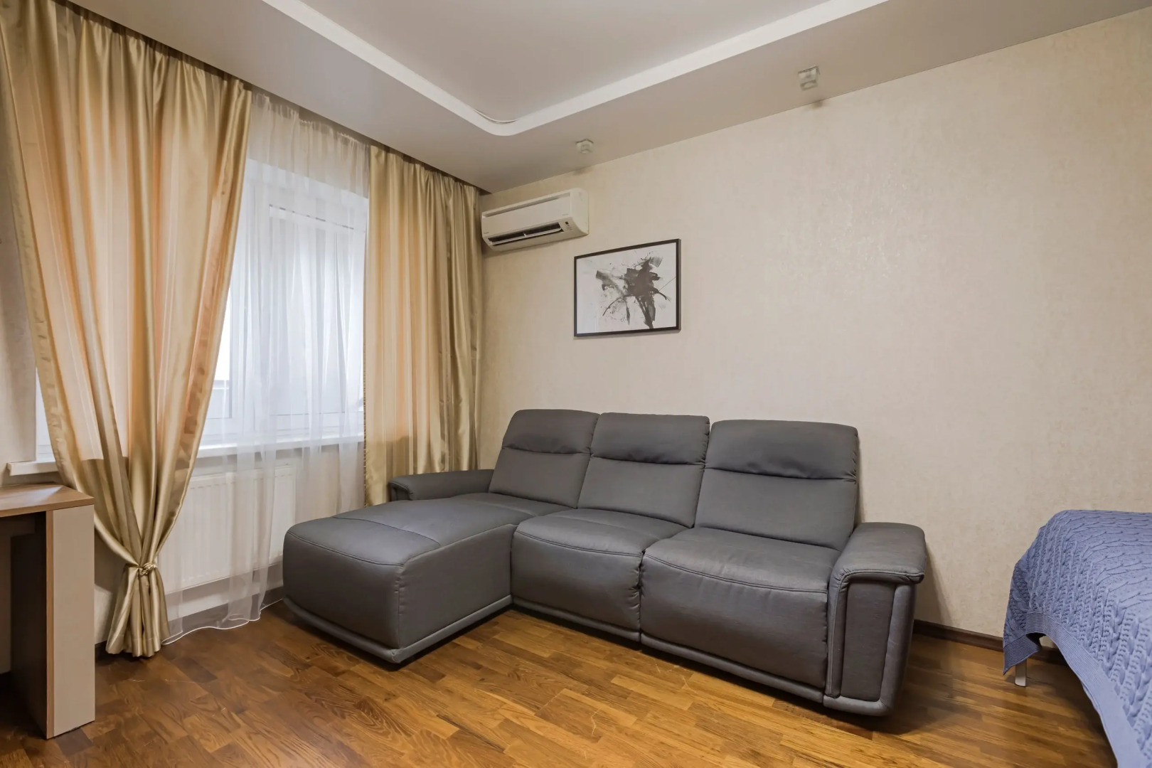 Квартира Современная и уютная рядом с метро и ТЦ