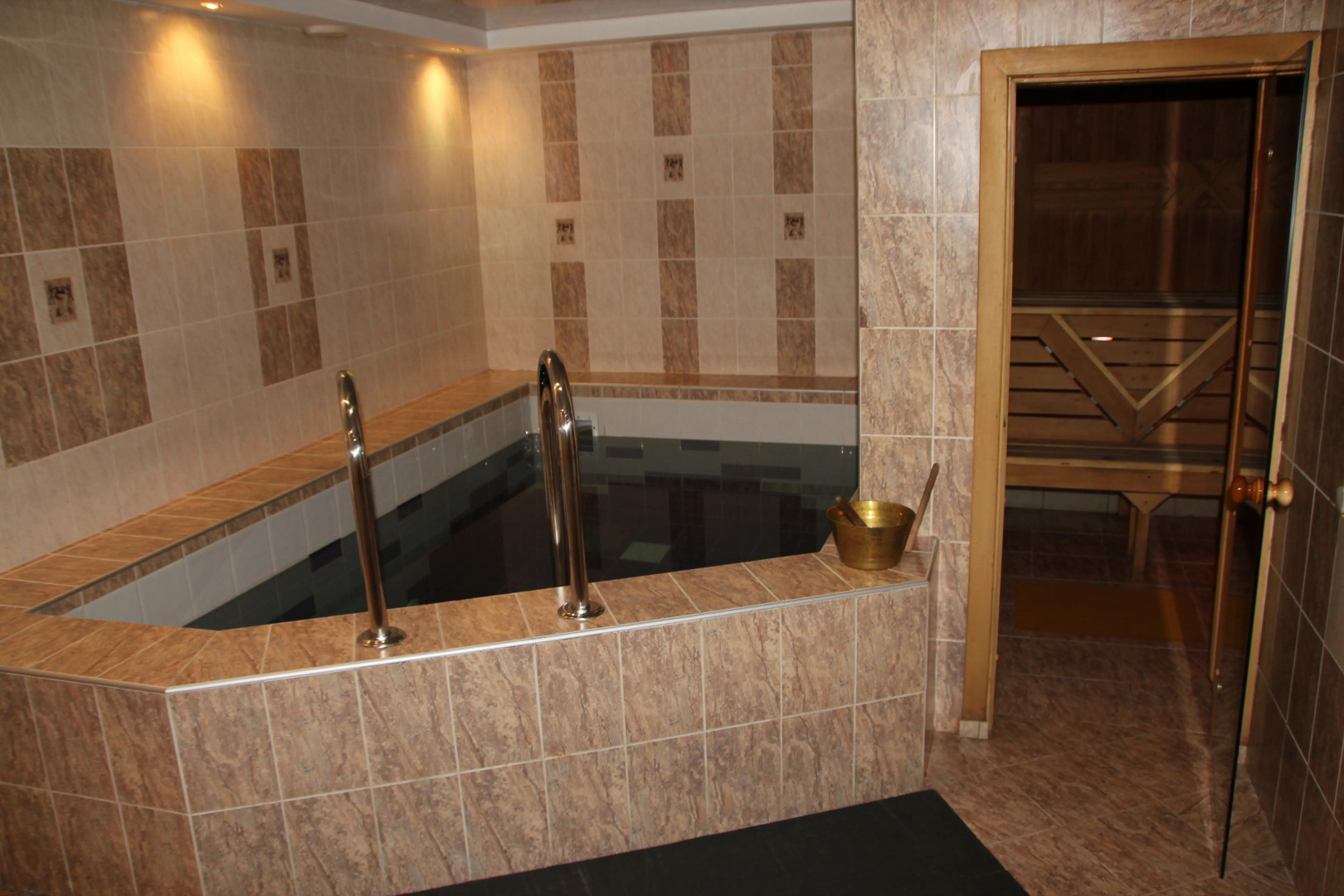 Гостиница Альпари