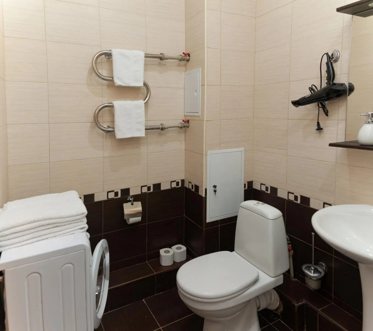 Апартаменты однокомнатные (117) Серебровская 91