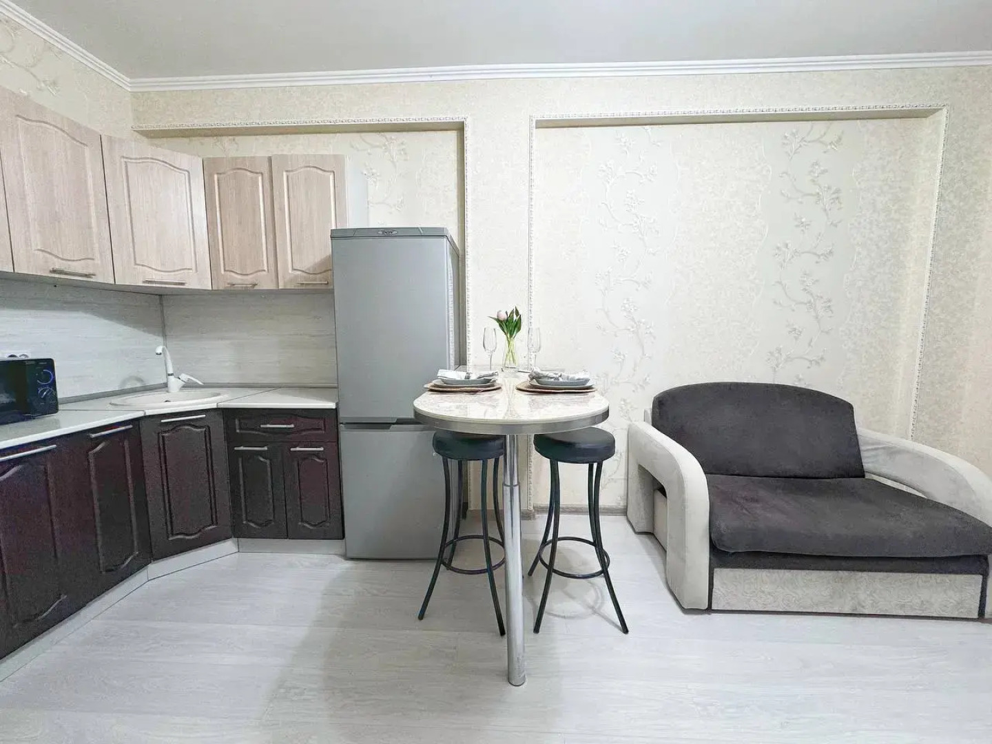 Квартира 1-к Квартира на Октябрьском Проспекте 117