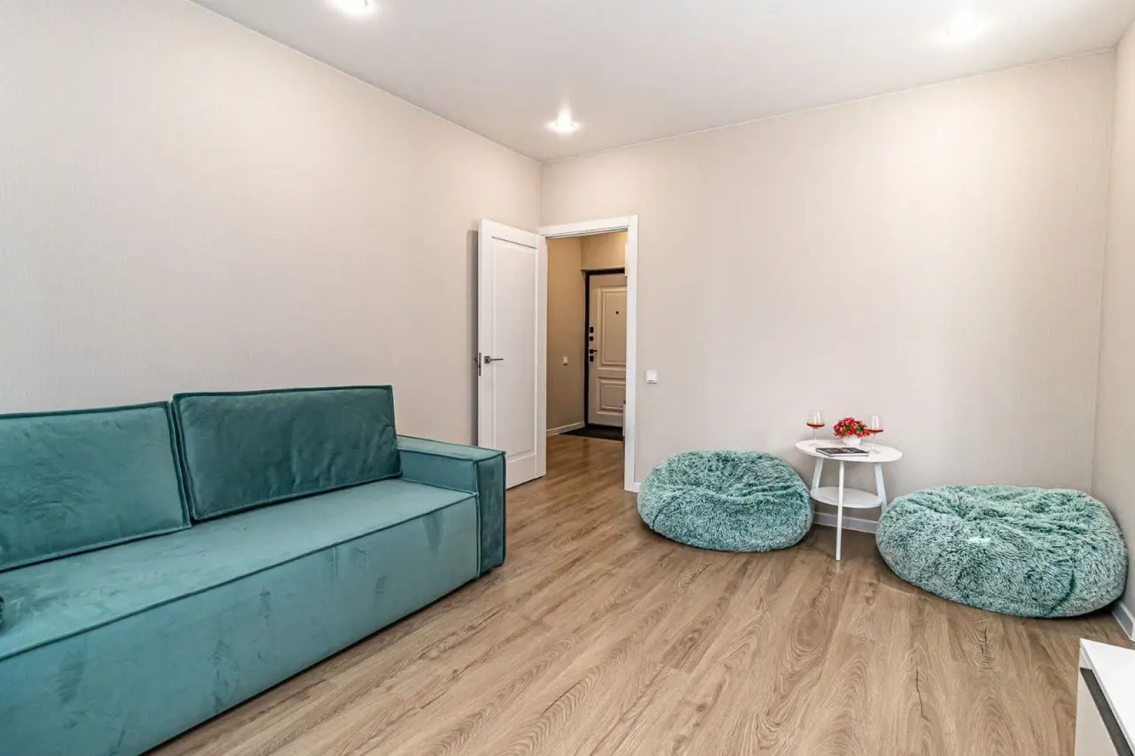 Квартира двухкомнатная