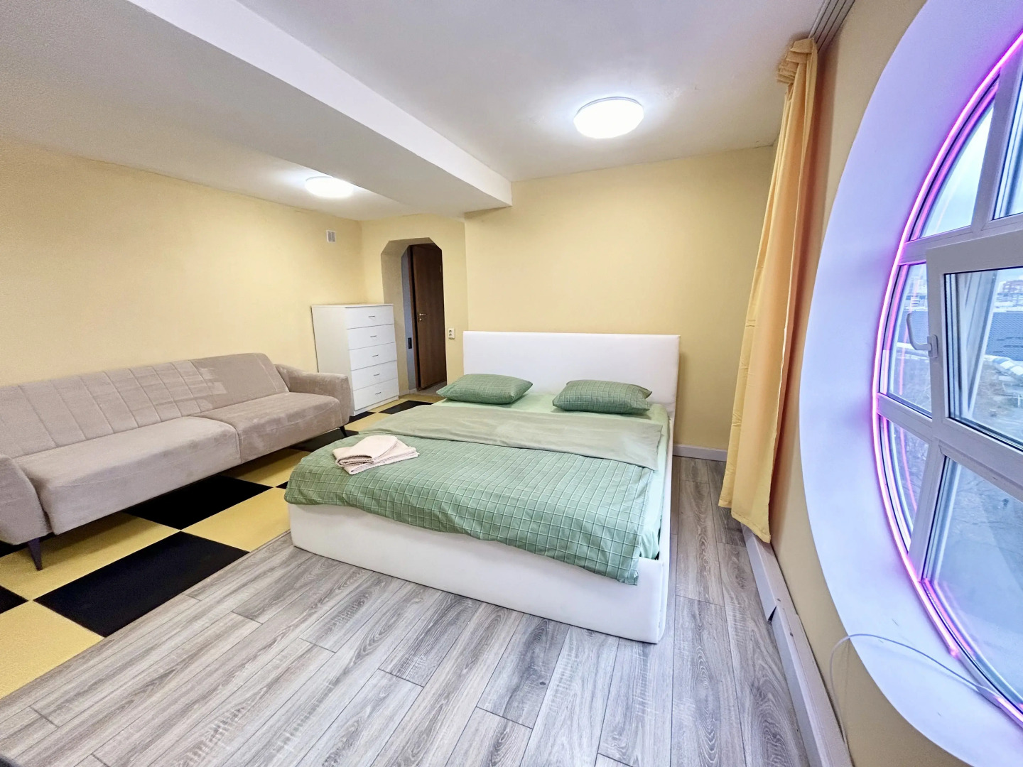 Апартаменты Самолетная 1 у аквапарка