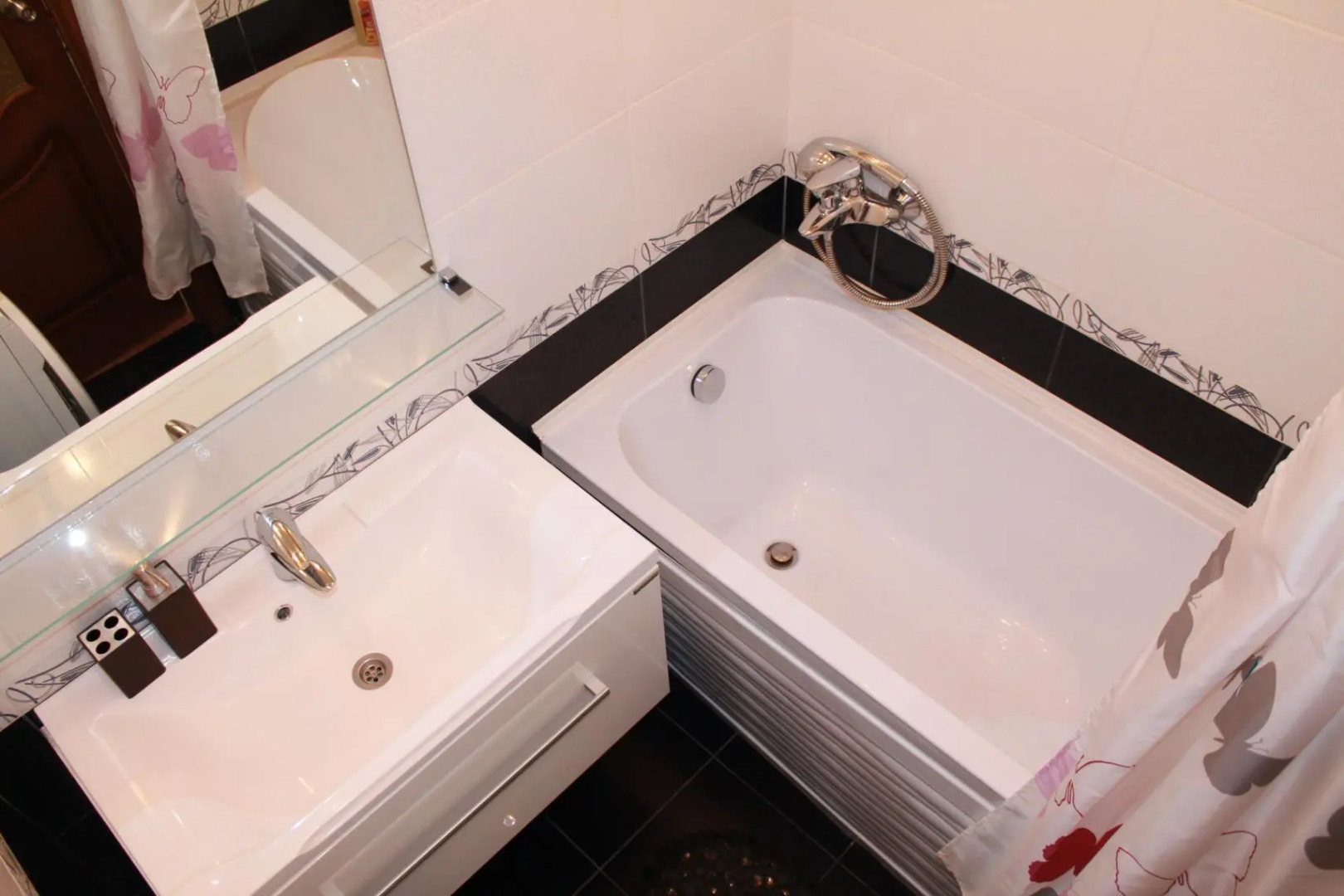 Апартаменты Компания Подушка на Серышева