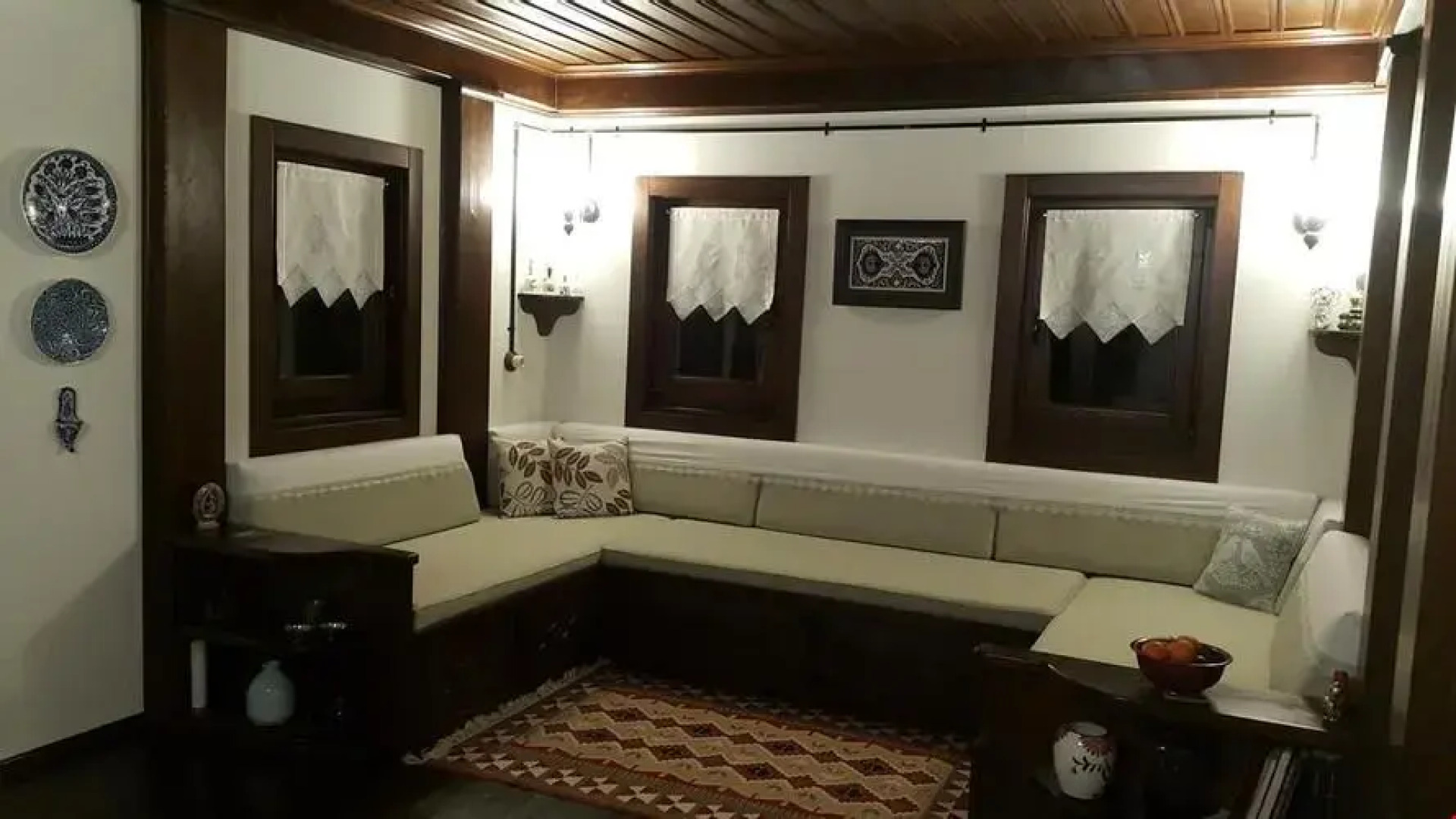 Mandarin Guesthouse - Adult Only