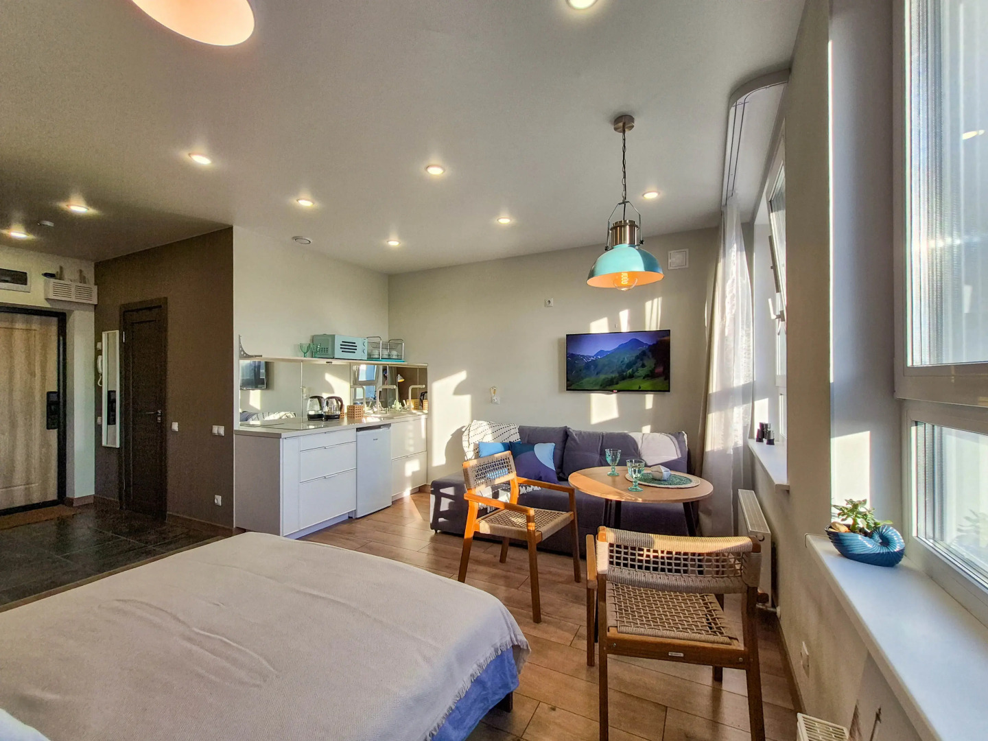 Квартира Студия с панорамным видом на озеро Сеть ЙоХоум