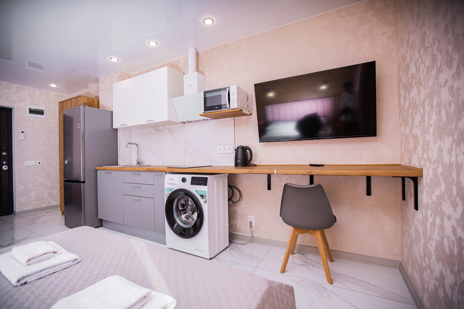 Апартаменты Студия LoveHotelSirius в ЖК бизнес класса Фрукты, Нижнеимеретинская Бухта