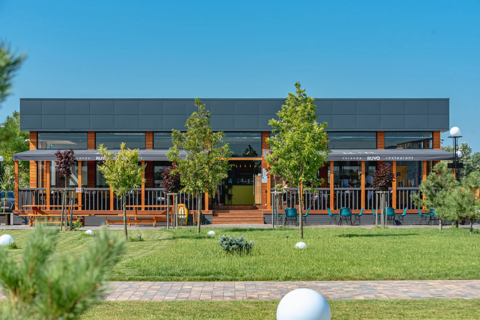 Отель Rinn Rise