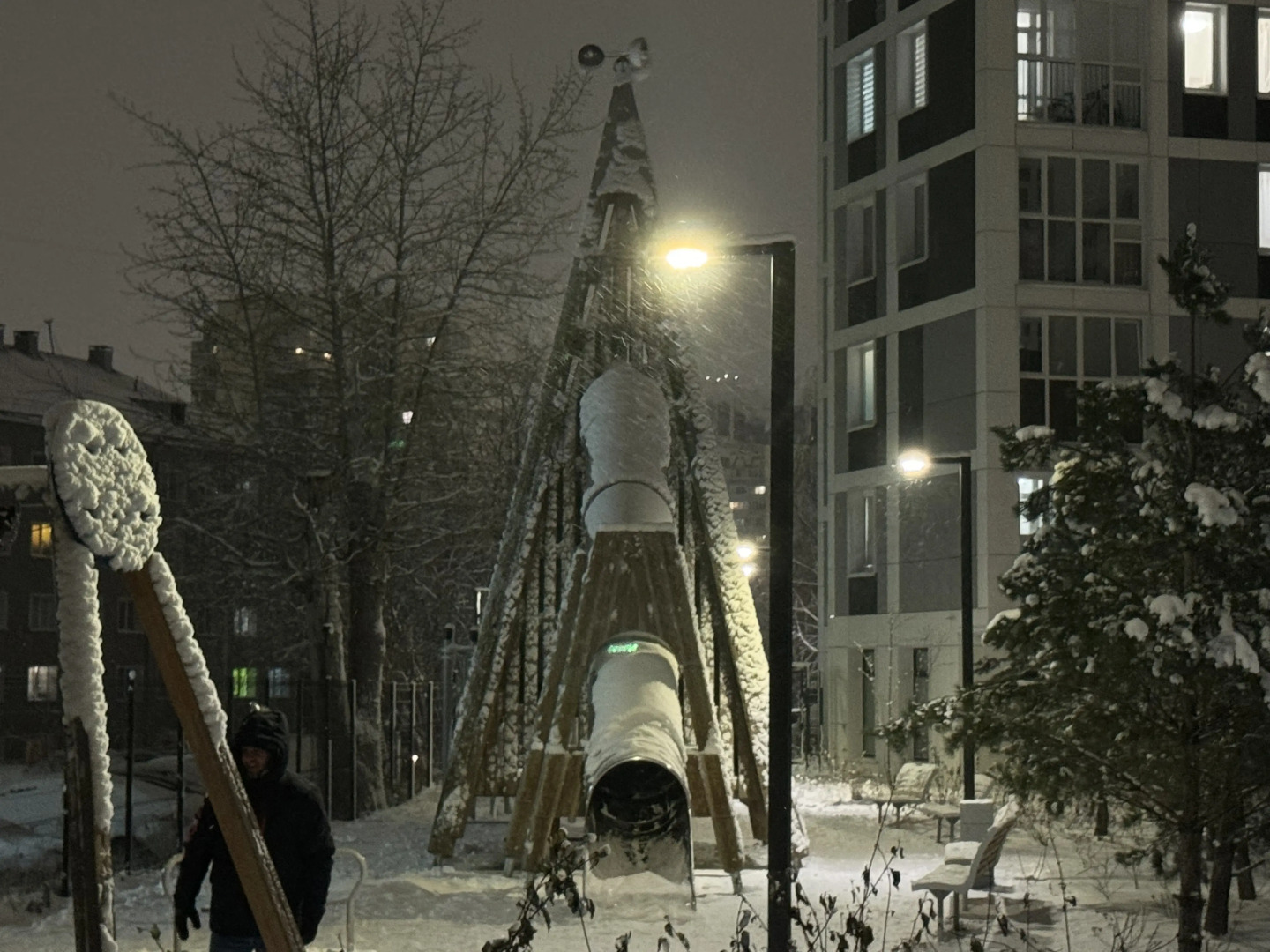 Квартира Студия с камином у парка