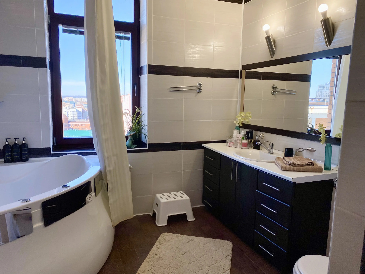 Апартаменты 2-к Элитные апартаменты с видом на Кремль