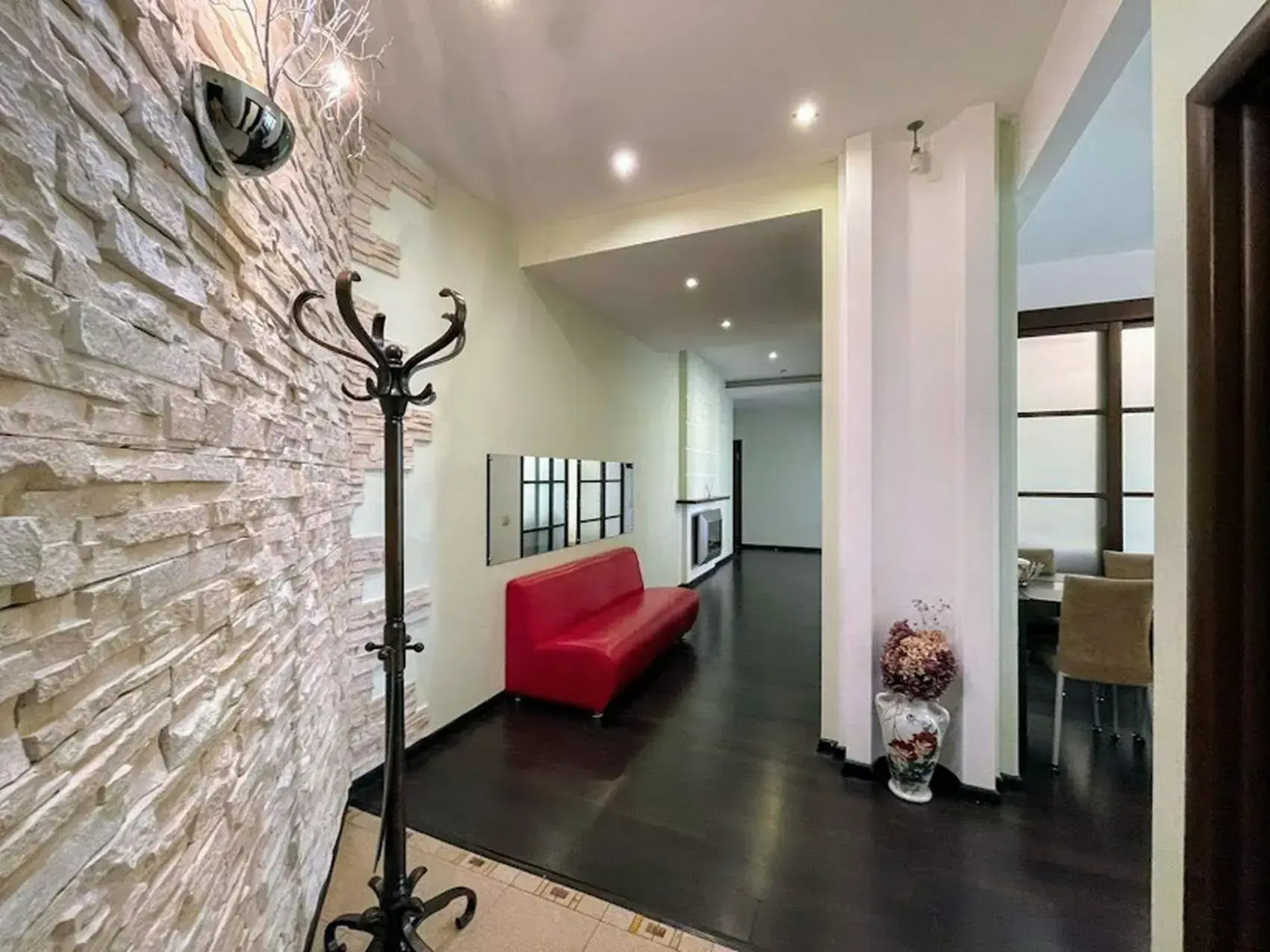 Апартаменты Пять Звёзд Большая с Кондиционерами и камином