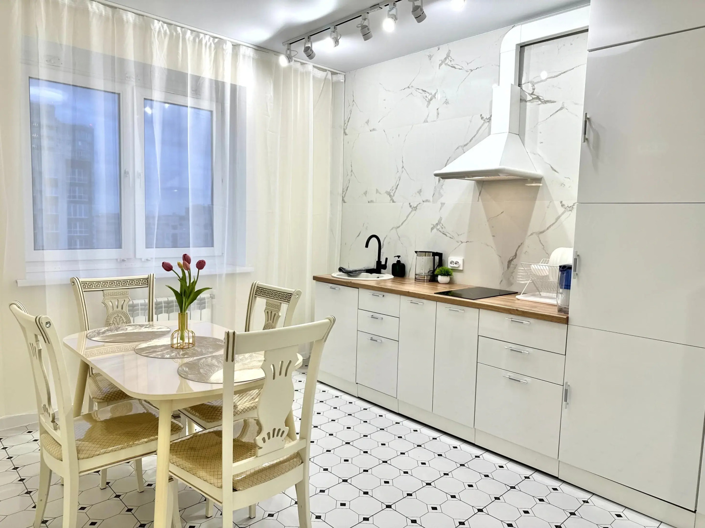 Квартира однокомнатная в центре города Сети На время