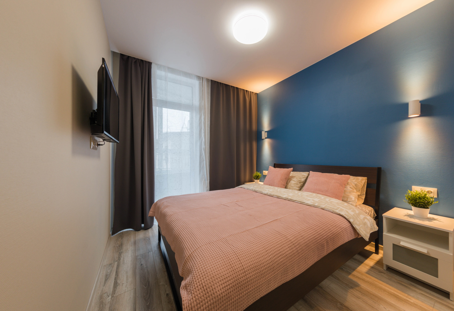 Апартаменты Жить Хорошо в 10 минутах о МЕТРО + Wi-Fi