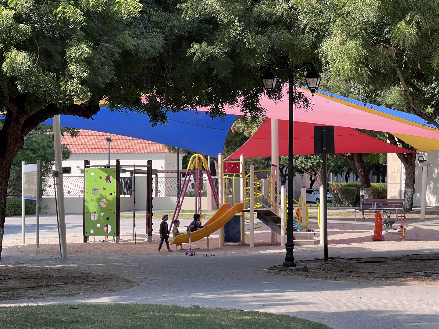 Apartments Cosmos Living Luxurious Suite DG