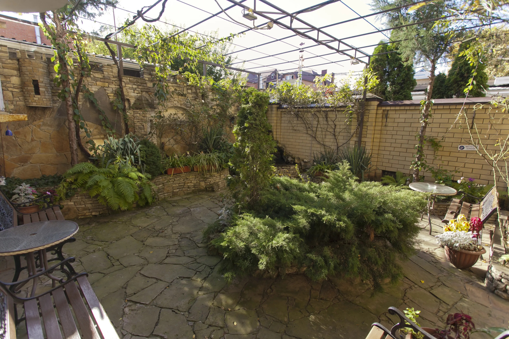 Na Kirova 30 Guest House