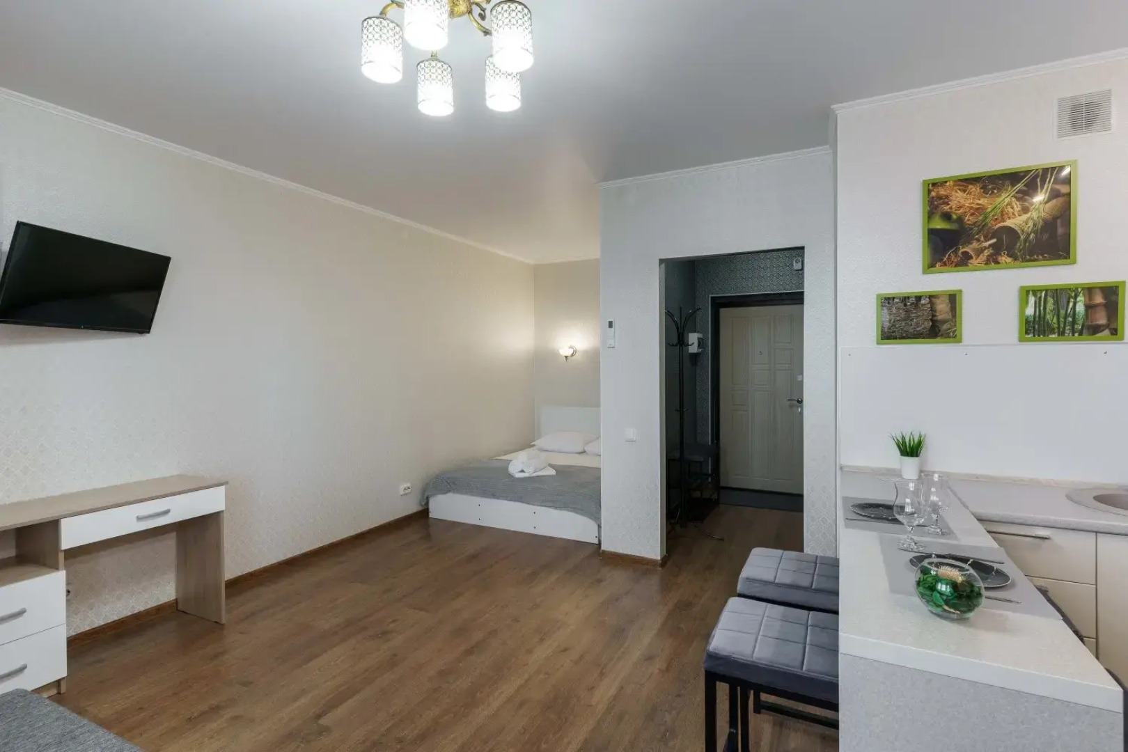 Апартаменты в новом жилом комплексе Кристалл