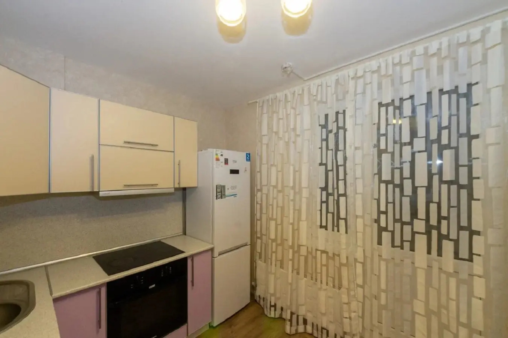 Апартаменты с Видом на Реку