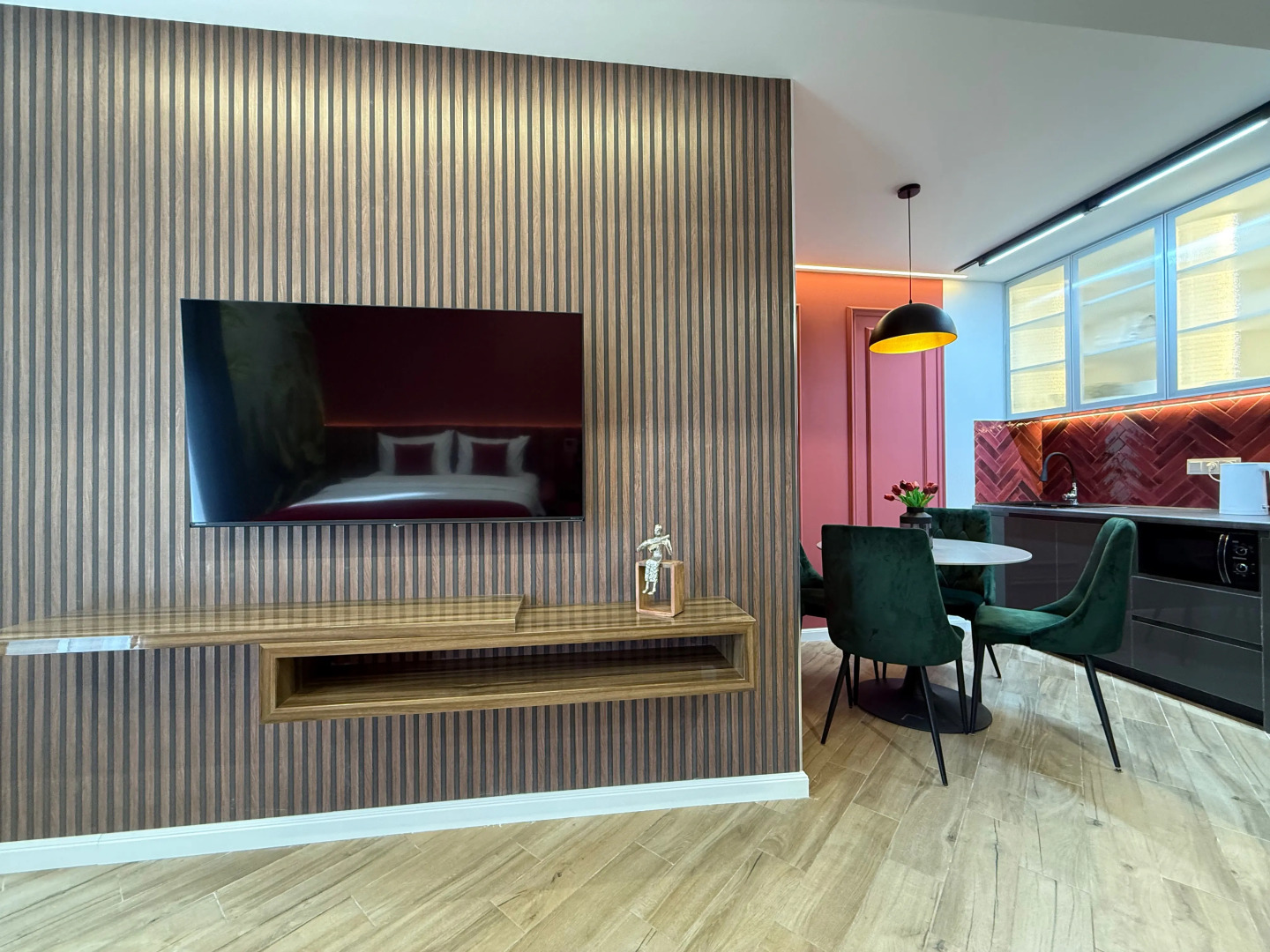 Апартаменты Cozy Haven, Balcony, Unbeatable location