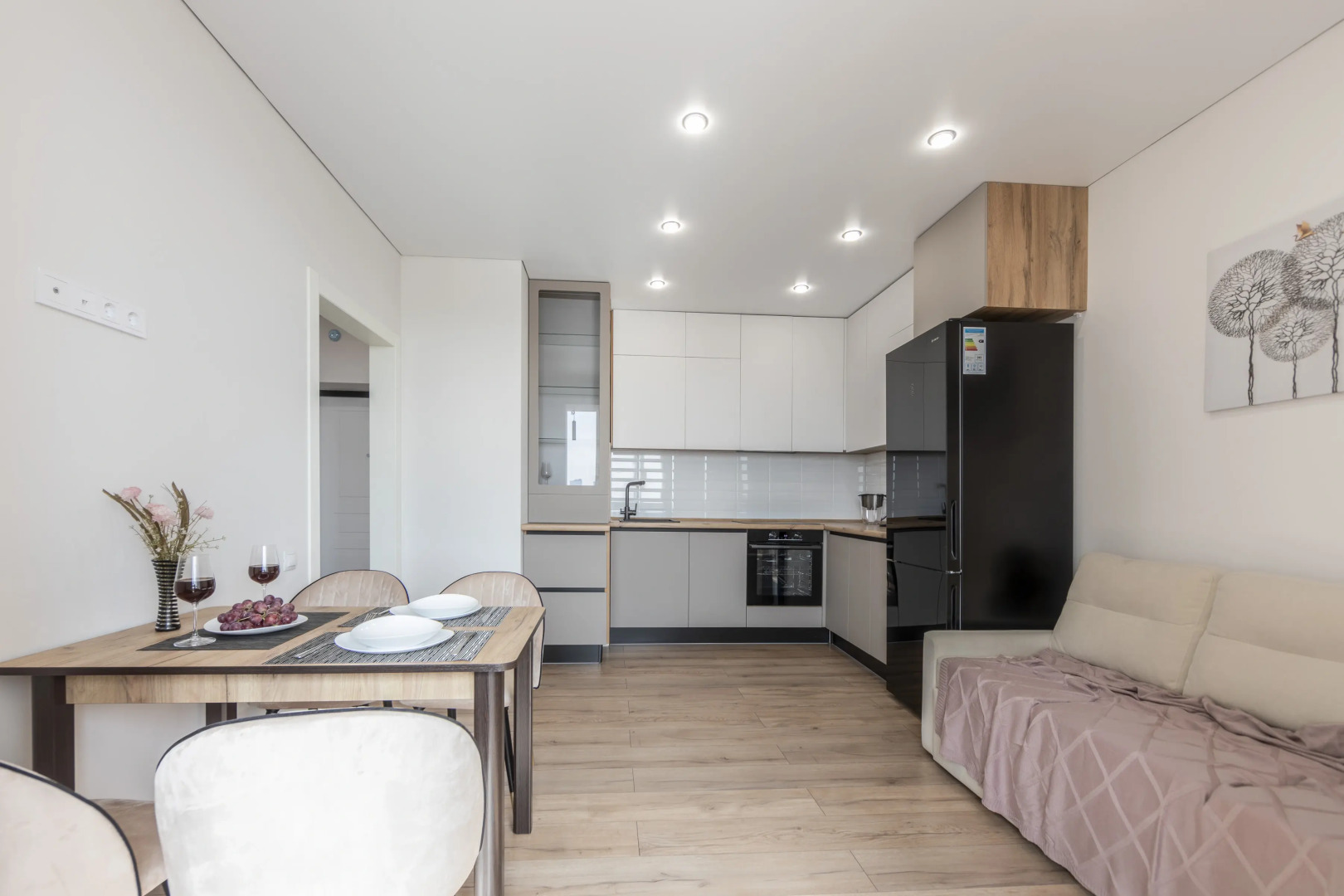 ДомТут - Апартаменты у Аквапарка "Айвазовский"