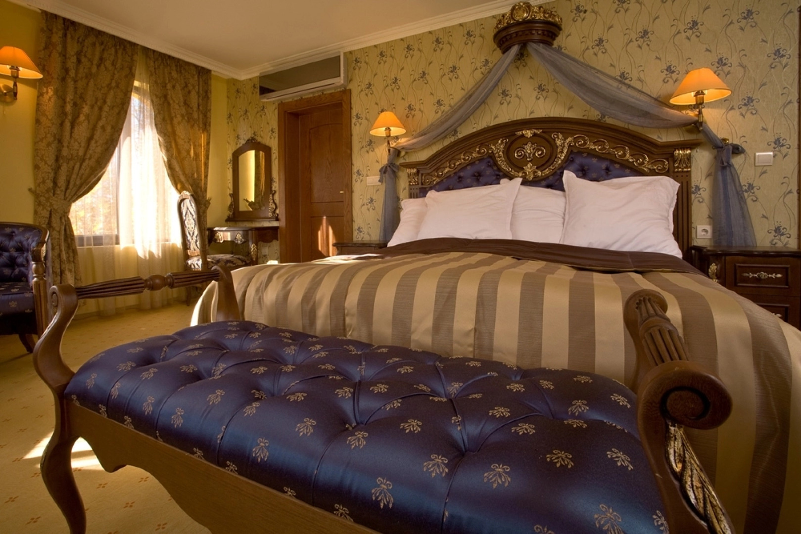 Отель Чинар