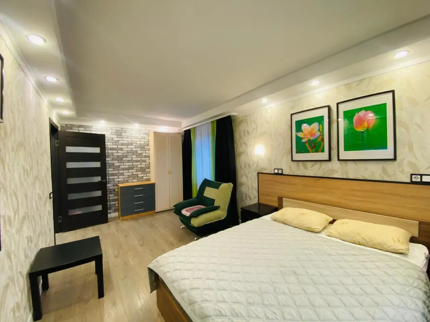 Апартаменты с 1 комнатой с красивым ремонтом (КВАРТИРА51)