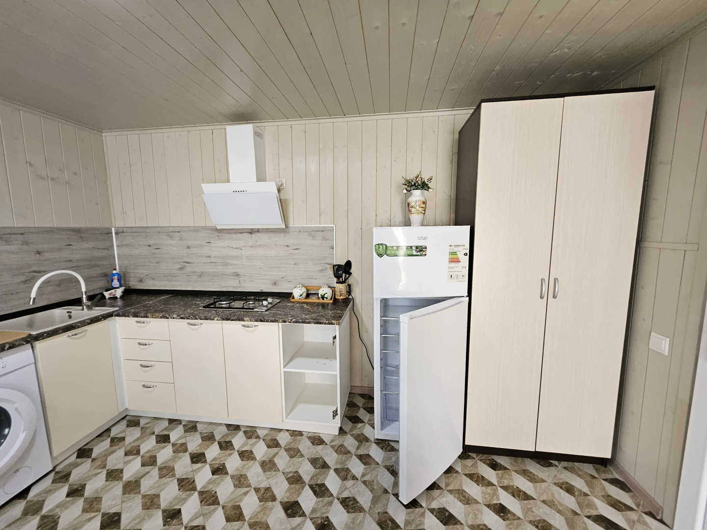 Гостевой дом С.Знаменское- пляж Беляус