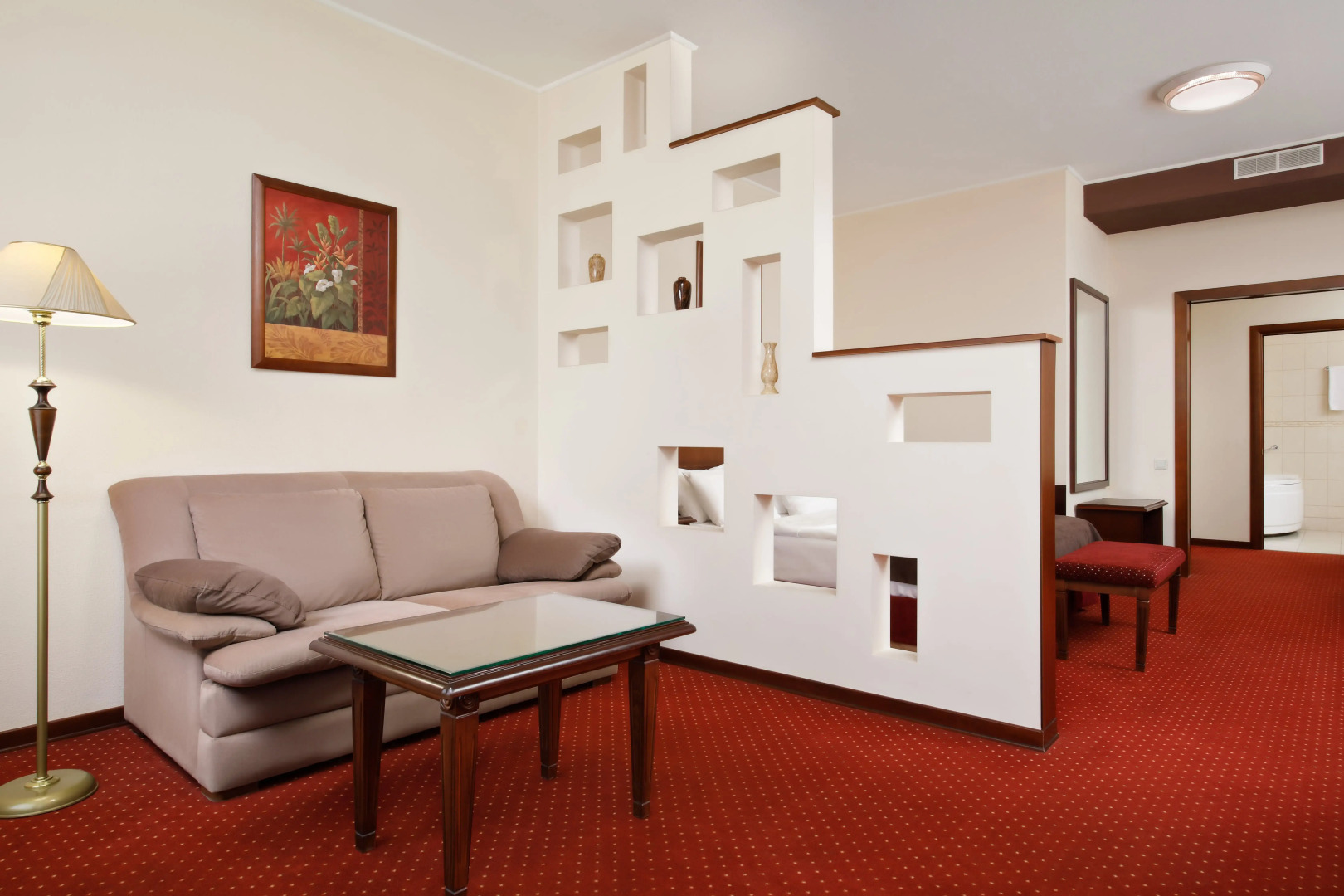 Отель Red Royal by Undersun