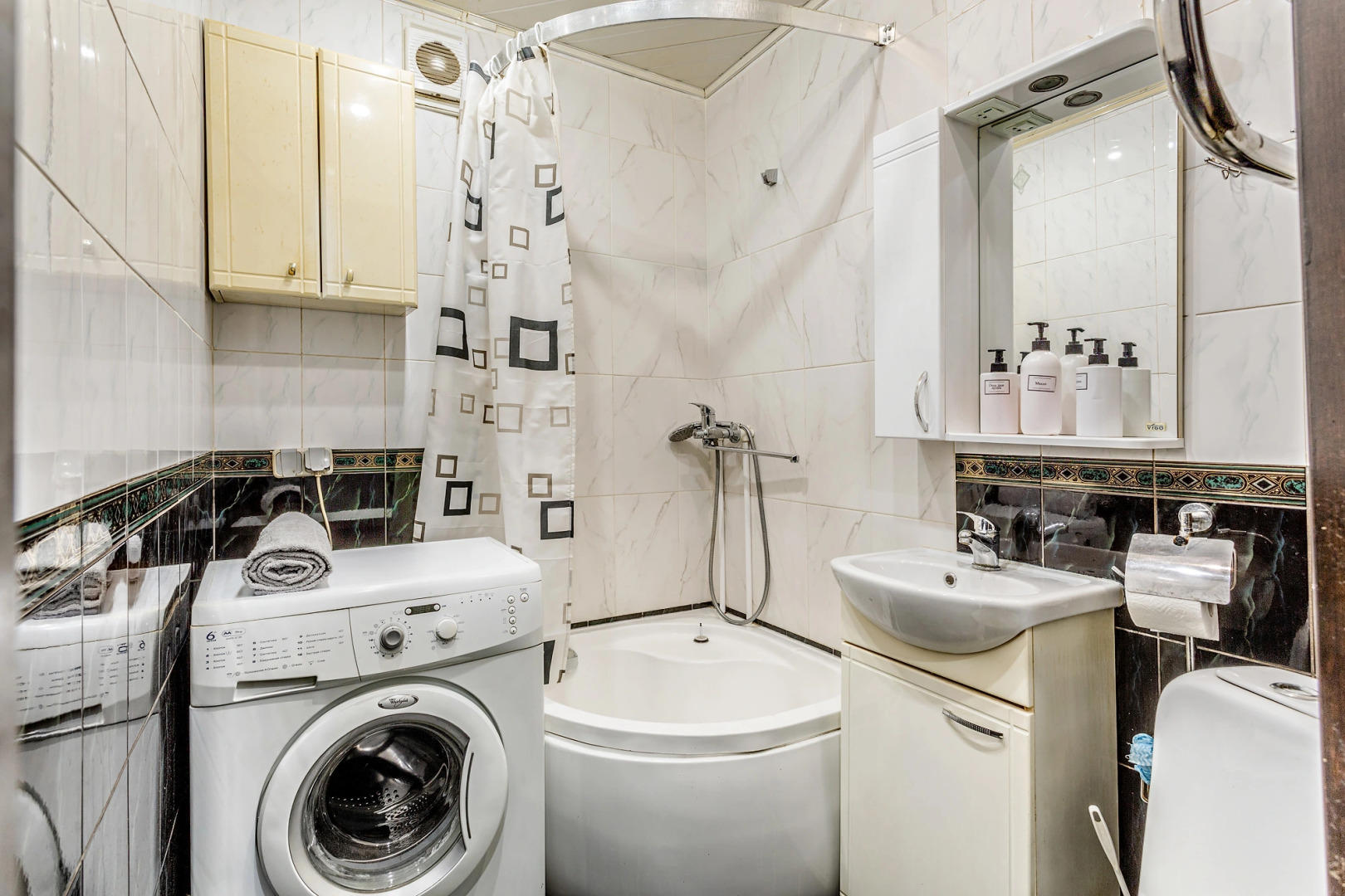 Квартира Шикарная двухкомнатная в центре города