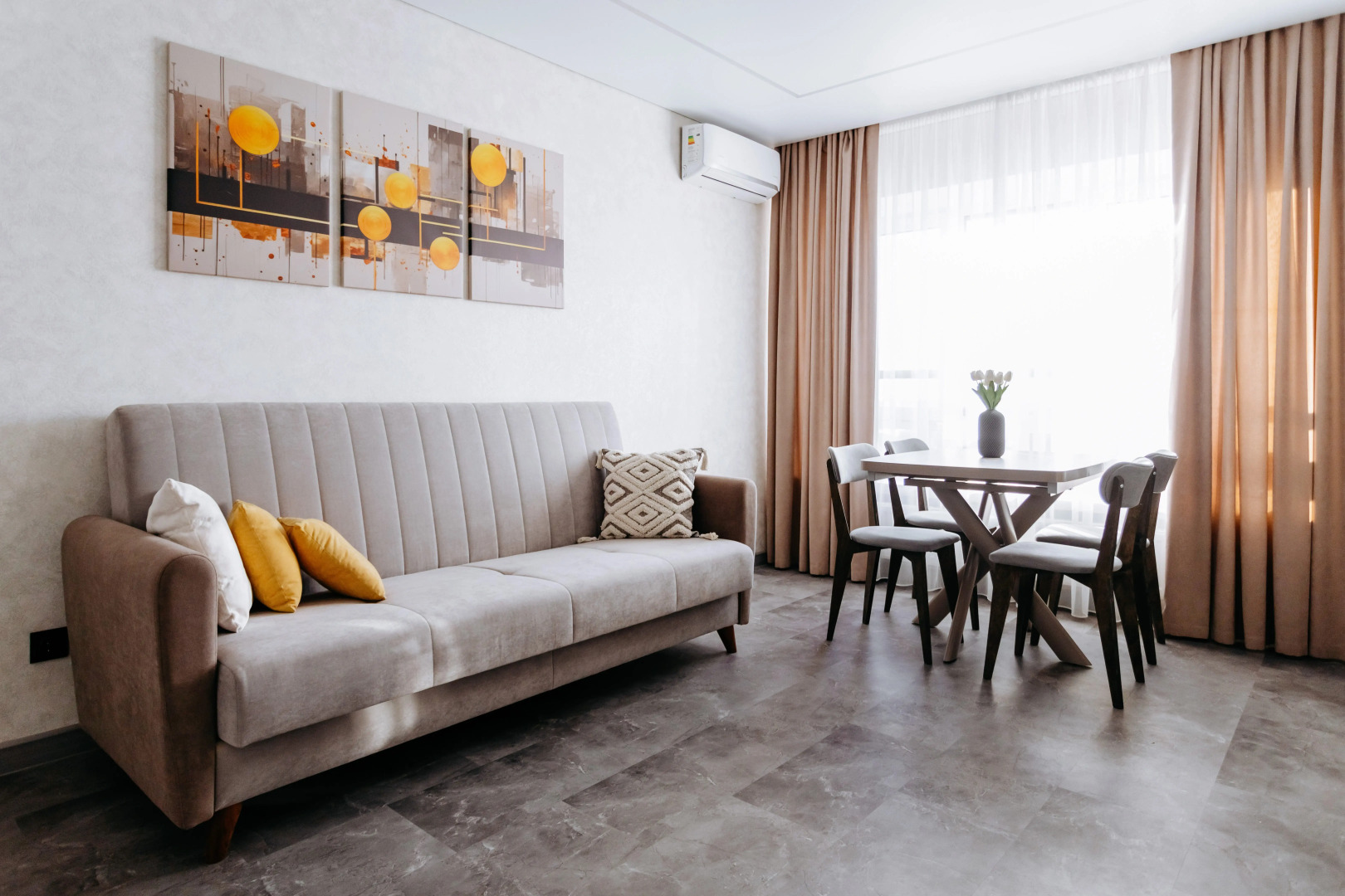 Квартира у Метро