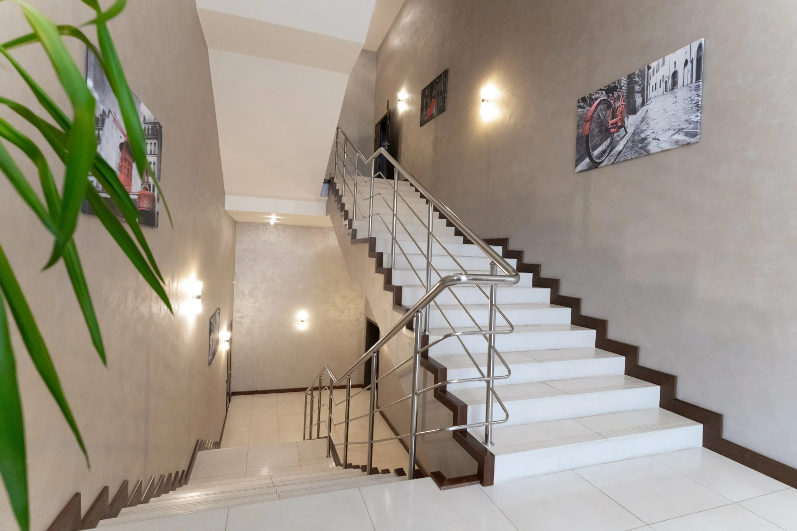 Отель Айсберг