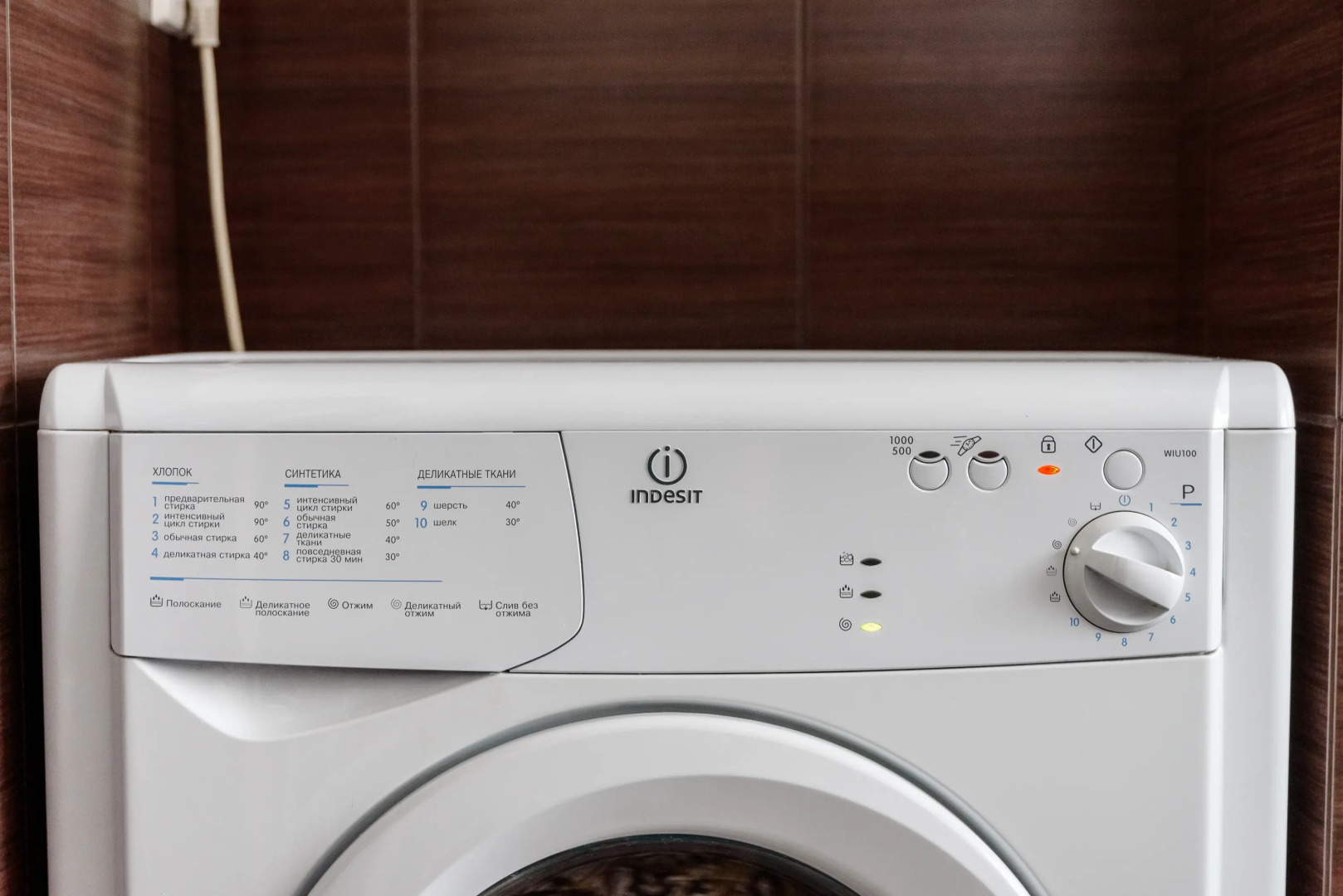 Апартаменты в Центре На 1 Линии с Видом на Крейсер Михаил Кутузов Море и Форумную Площадь от LetoAрart