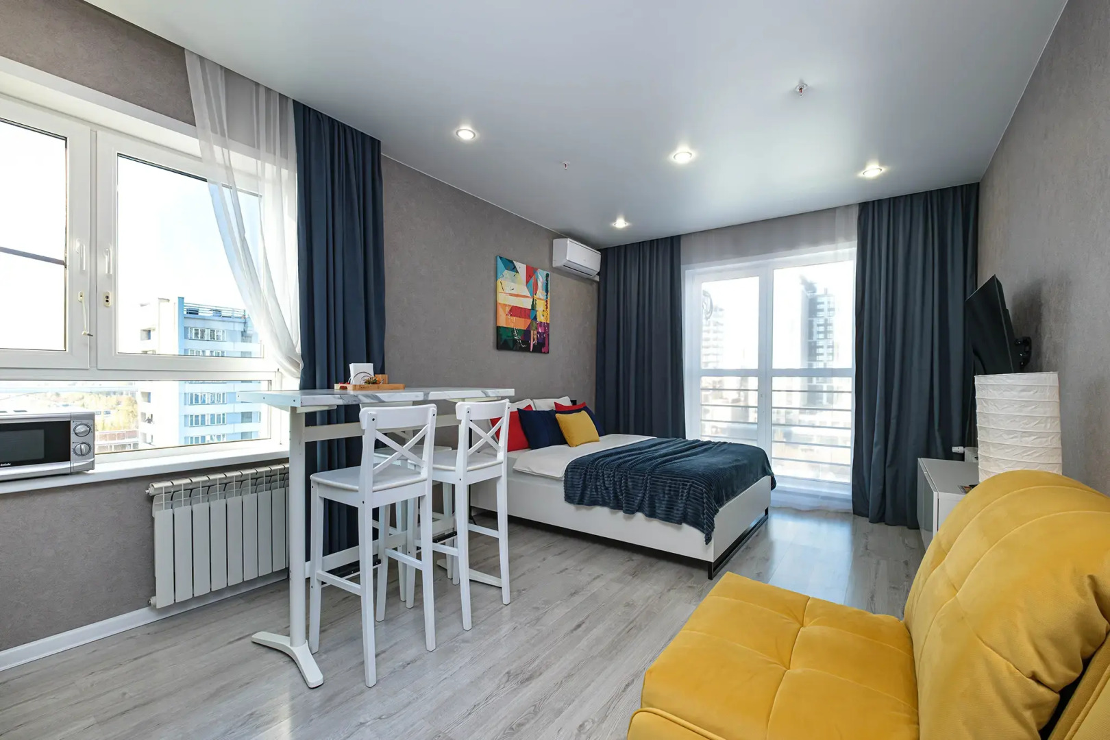 Апартаменты с видом на Обь и Михайловскую набережную