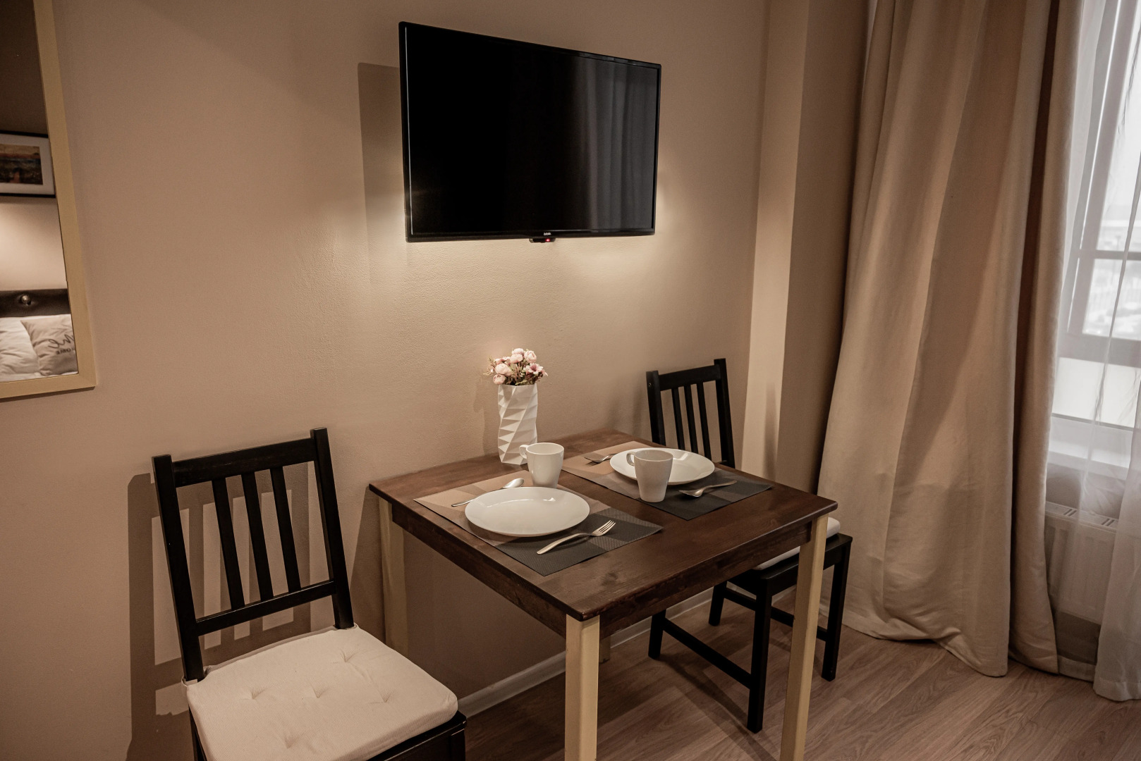 Апартаменты Van Gog Studio от Home24